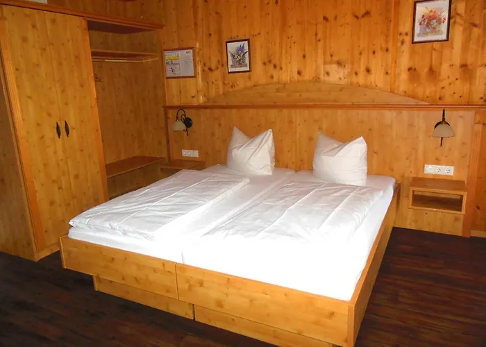 Gasthof Pension Altwirt